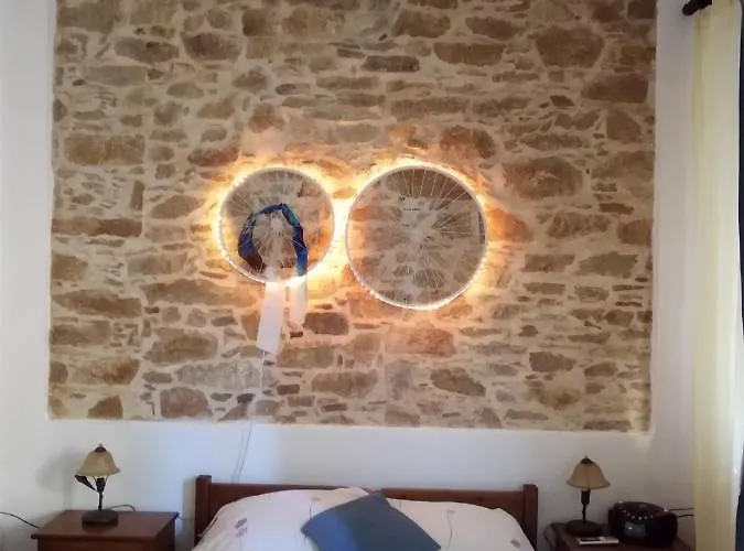 Stone House Classic Эрмуполис