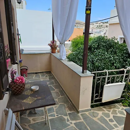 Stone House Classic Apartment Ermoupoli