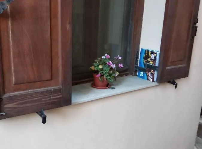 Stone House Classic 에르무폴리